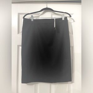 Banana Republic Factory knee length skirt